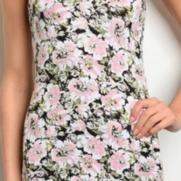 Sleeveless High Neck Floral Mini Bodycon Dress - Picture 3 of 4